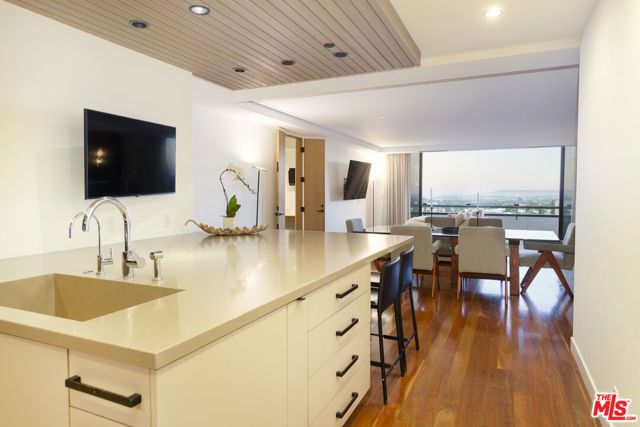 10660 Wilshire Boulevard 1207, Los Angeles, CA 90024