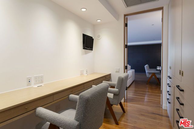 10660 Wilshire Boulevard 1207, Los Angeles, CA 90024