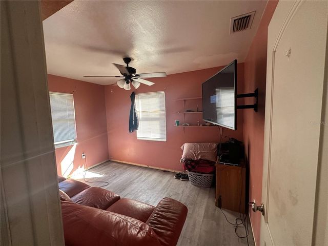 111 PALM AVENUE E, Nokomis, FL 34275