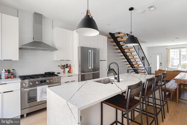 726 S CHADWICK ST, Philadelphia, PA 19146