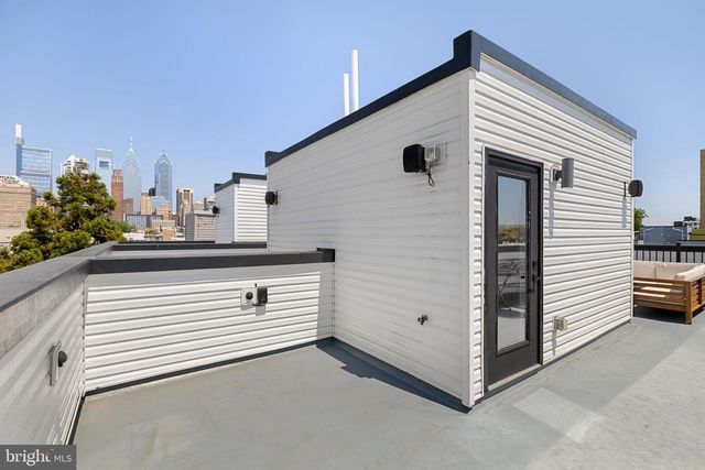 726 S CHADWICK ST, Philadelphia, PA 19146