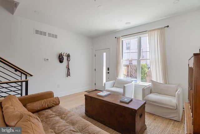 726 S CHADWICK ST, Philadelphia, PA 19146
