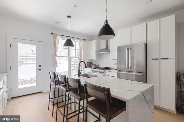 726 S CHADWICK ST, Philadelphia, PA 19146