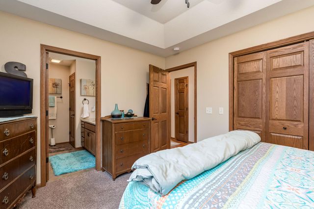 200 Foxfire Drive, Mankato, MN 56001