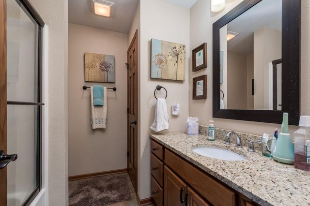 200 Foxfire Drive, Mankato, MN 56001