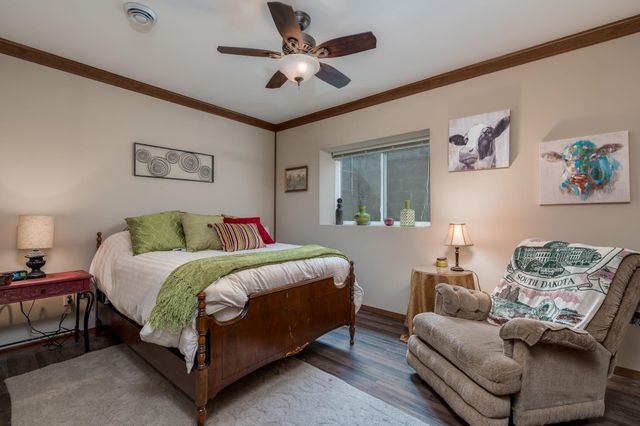 200 Foxfire Drive, Mankato, MN 56001