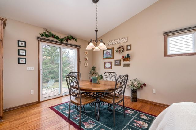 200 Foxfire Drive, Mankato, MN 56001