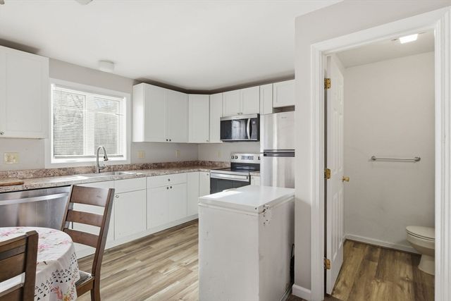 189 Essex St K, Springfield, MA 01151