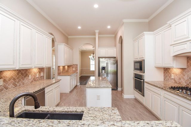 2039 Summer Gardens Lane, Katy, TX 77493