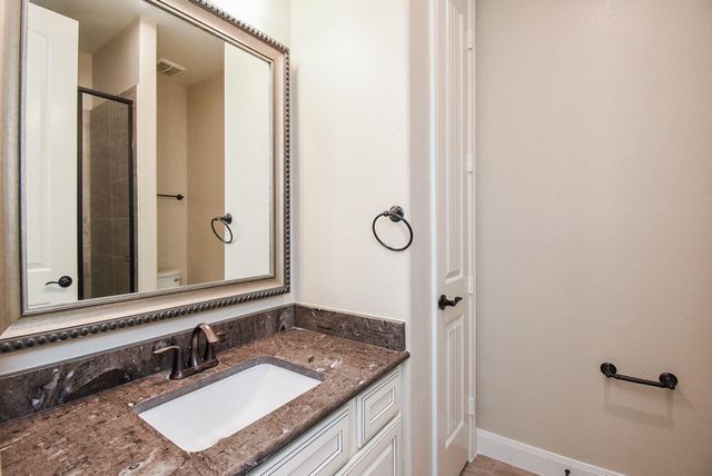 2039 Summer Gardens Lane, Katy, TX 77493