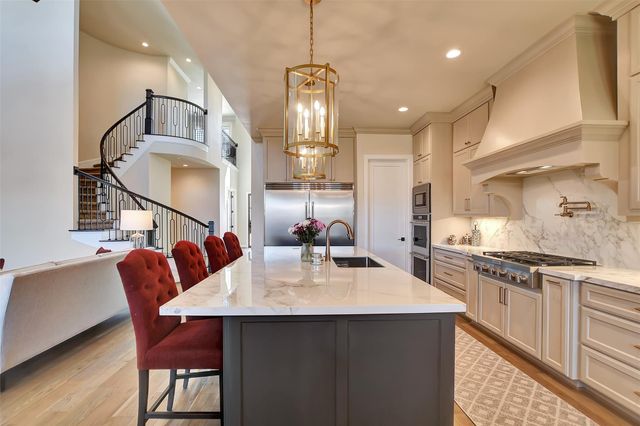 1746 Spring View, Friendswood, TX 77546