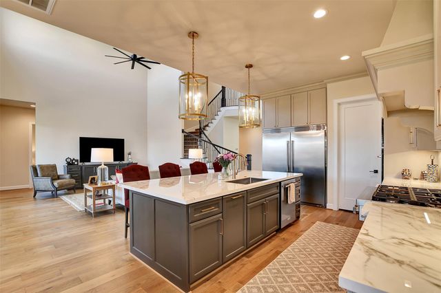 1746 Spring View, Friendswood, TX 77546