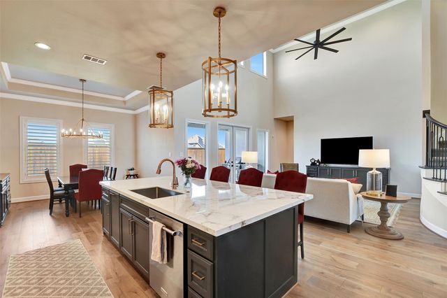 1746 Spring View, Friendswood, TX 77546