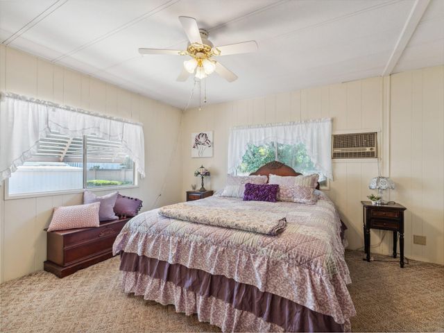 2627 W Midvalley Avenue 30, Visalia, CA 93277