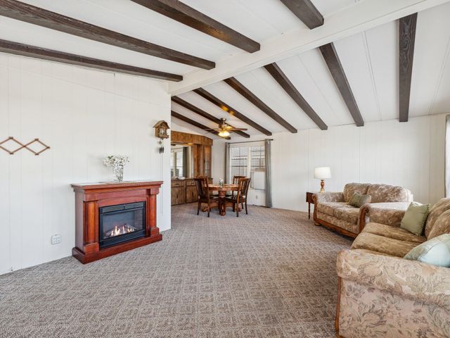 2627 W Midvalley Avenue 30, Visalia, CA 93277