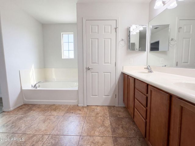 5417 W PARSONS Road, Phoenix, AZ 85083