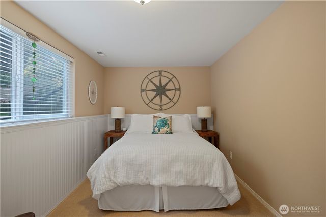 8189 Whidbey Drive, Clinton, WA 98236