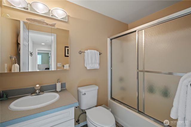 8189 Whidbey Drive, Clinton, WA 98236