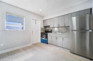 1057 NW 30th St 1059, Miami, FL 33127