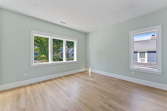 59 Myrtle Boulevard, Larchmont, NY 10538