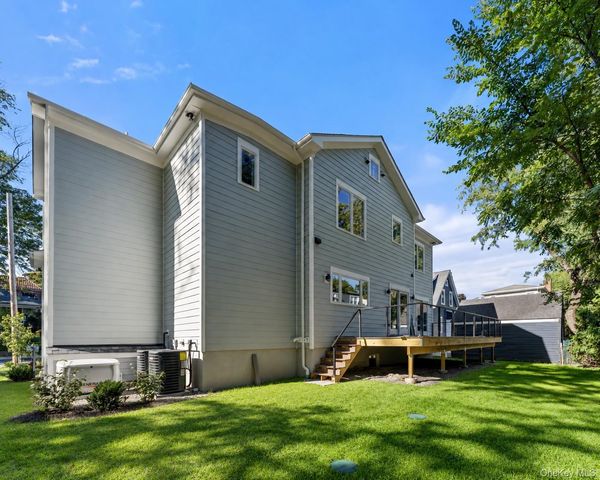 59 Myrtle Boulevard, Larchmont, NY 10538