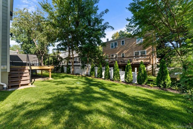 59 Myrtle Boulevard, Larchmont, NY 10538