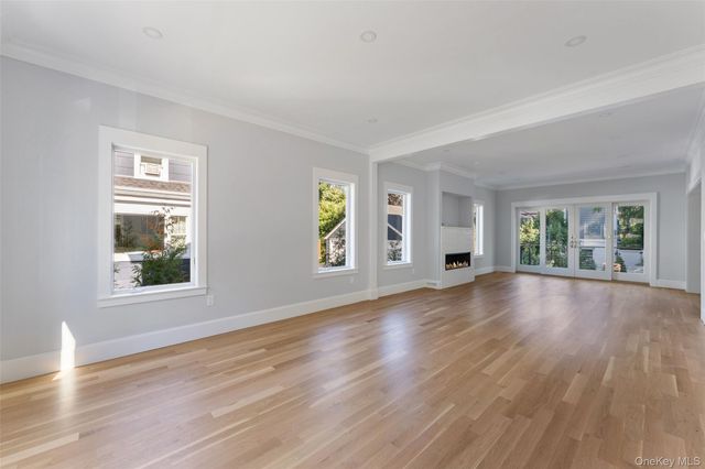 59 Myrtle Boulevard, Larchmont, NY 10538
