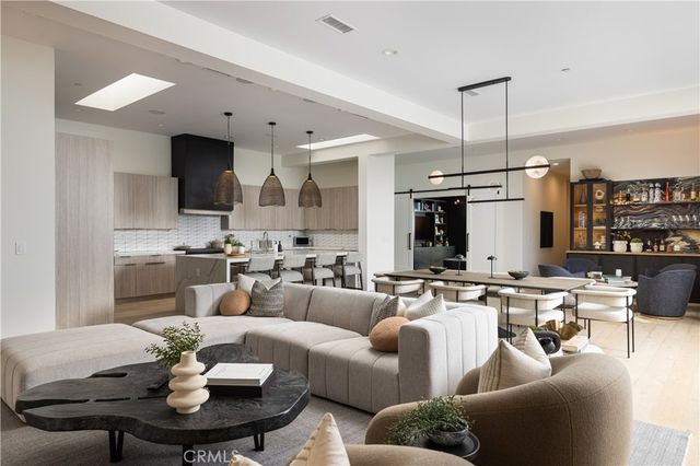 1615 Anita Lane, Newport Beach, CA 92660