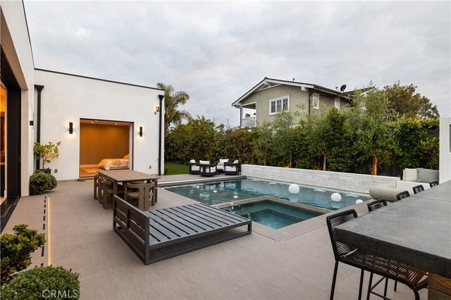 1615 Anita Lane, Newport Beach, CA 92660