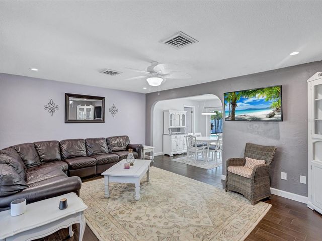 11152 131ST AVENUE, Largo, FL 33778