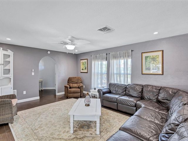 11152 131ST AVENUE, Largo, FL 33778