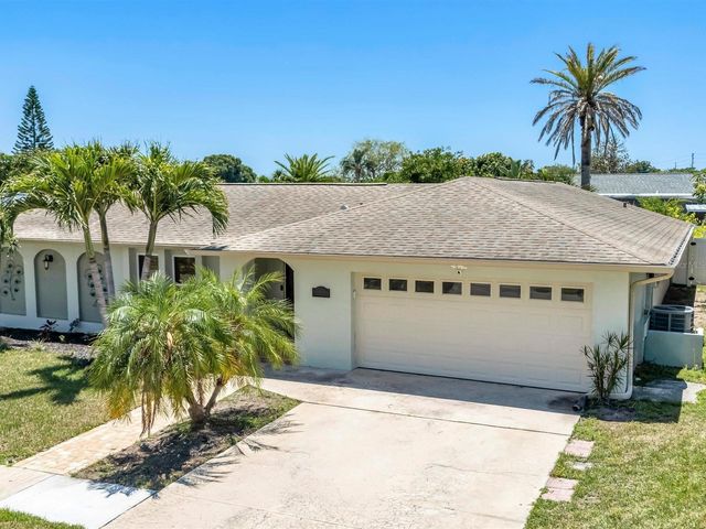 11152 131ST AVENUE, Largo, FL 33778