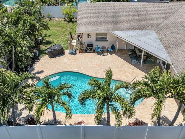 11152 131ST AVENUE, Largo, FL 33778