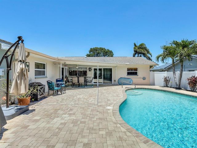 11152 131ST AVENUE, Largo, FL 33778