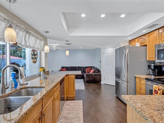 11152 131ST AVENUE, Largo, FL 33778