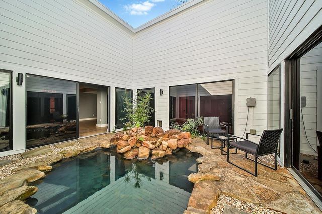 2306 Pleasant Creek Drive, Houston, TX 77345