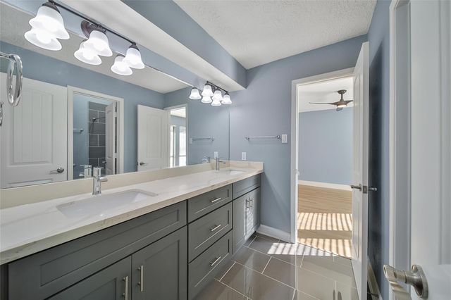 2306 Pleasant Creek Drive, Houston, TX 77345