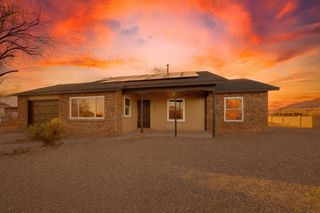 481 Feldspar Drive NE, Rio Rancho, NM 87124