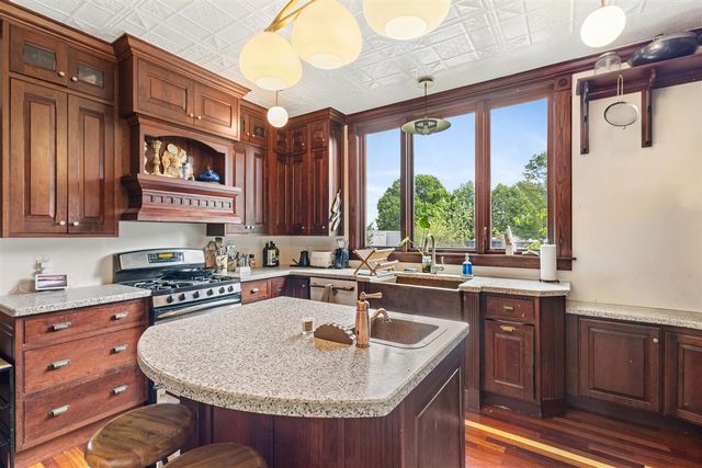 42304 W Red Arrow Highway, Paw Paw, MI 49079