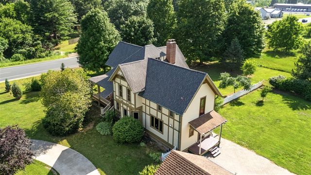 42304 W Red Arrow Highway, Paw Paw, MI 49079