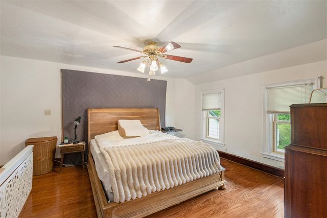 42304 W Red Arrow Highway, Paw Paw, MI 49079
