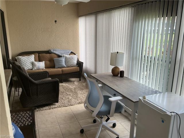 5550 Trailwinds DR 615, Fort Myers, FL 33907