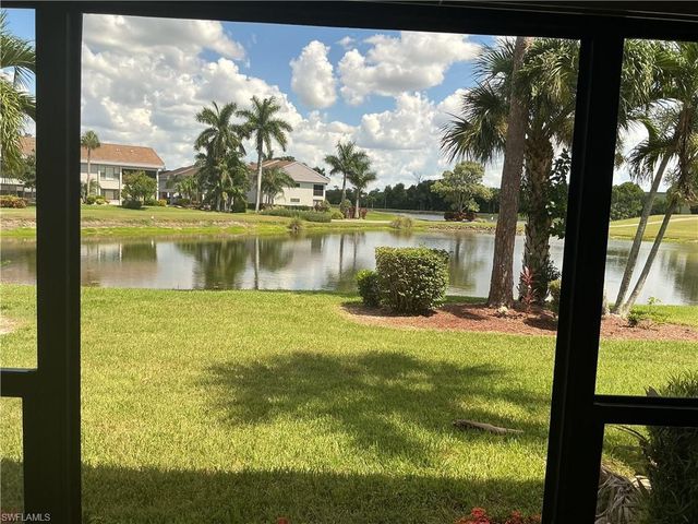 5550 Trailwinds DR 615, Fort Myers, FL 33907