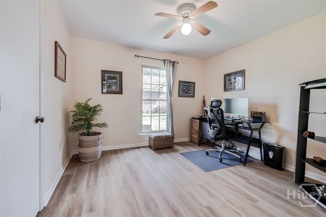 8 White Pine Court, Savannah, GA 31406