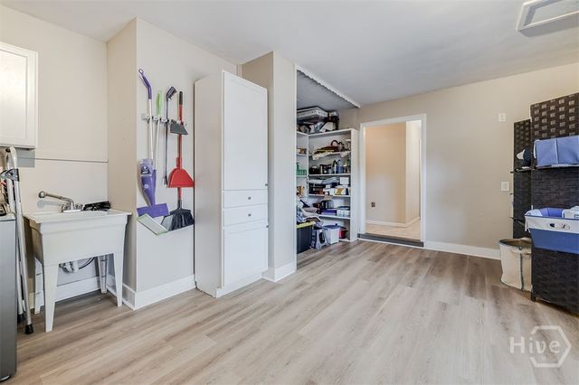 8 White Pine Court, Savannah, GA 31406