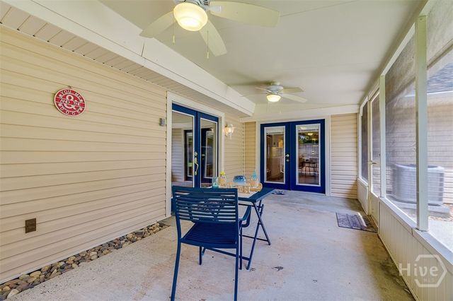8 White Pine Court, Savannah, GA 31406