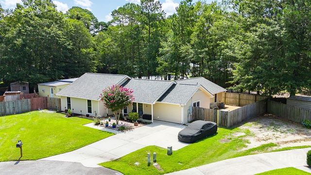 8 White Pine Court, Savannah, GA 31406