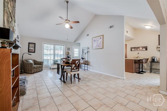 8 White Pine Court, Savannah, GA 31406