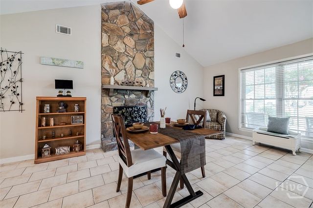 8 White Pine Court, Savannah, GA 31406