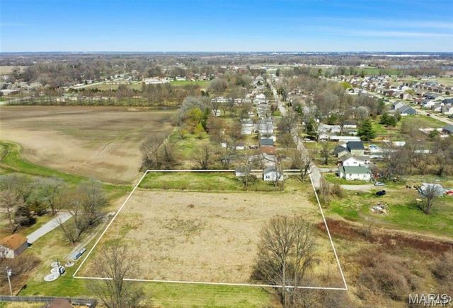 4713 Warnock Avenue, Granite City, IL 62040
